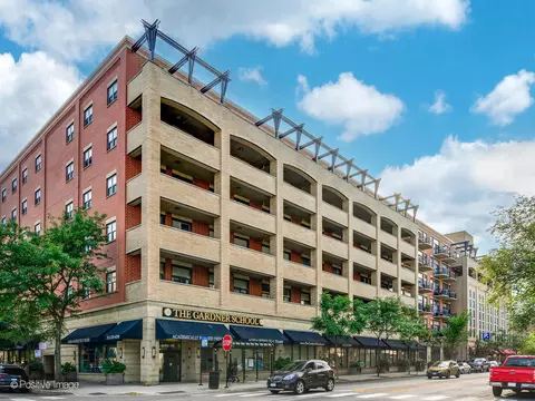 1301 W Madison St #402, Chicago, IL 60607