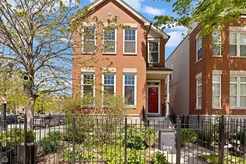 344 W Goethe Ave, Chicago, IL 60610
