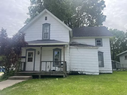 601 15th Ave, Sterling, IL 61081