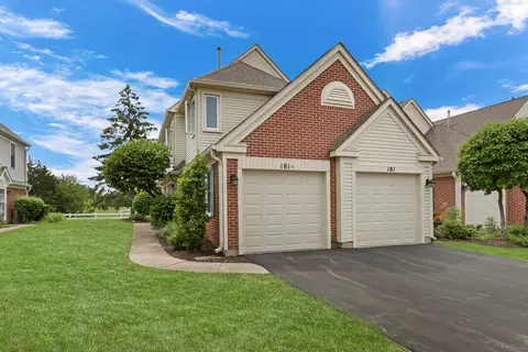 181 Inverness Ct #A, Elk Grove Village, IL 60007
