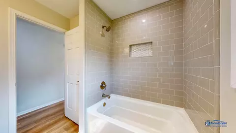 1510 Hillside Ln, Mchenry, IL 60051 photo 12