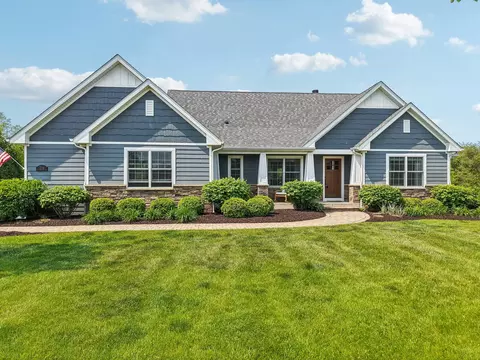 1719 Vivian Way Ct, Lakemoor, IL 60051
