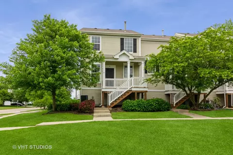 1464 Cambria Dr #1, Dekalb, IL 60115