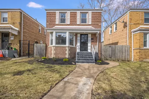 8934 S Justine St, Chicago, IL 60620
