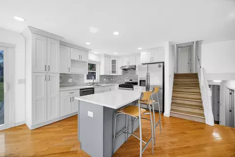 Kitchen - 3795 Whispering Trails Dr, Hoffman Estates, IL 60192 photo 1 of 2