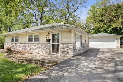 343 Miami St, Park Forest, IL 60466