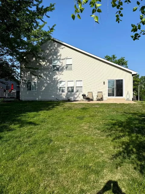 1208 Betty Dr, Plainfield, IL 60586 photo 2