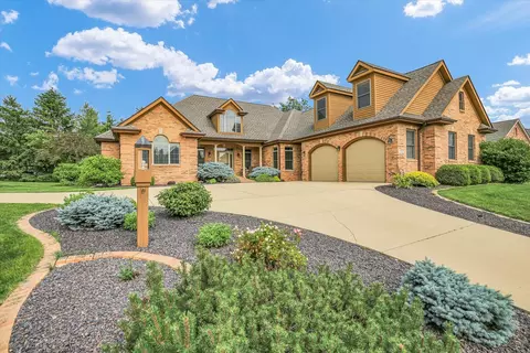 2502 Prairie Ridge Pl, Champaign, IL 61822