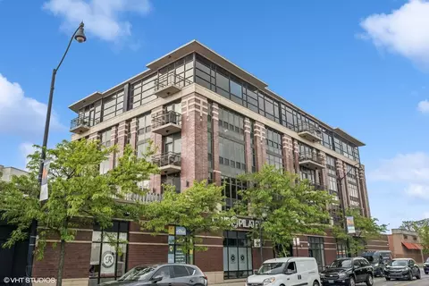 4020 N Damen Ave #408, Chicago, IL 60618