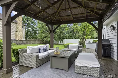 Exterior - 112 Danada Dr, Wheaton, IL 60189 photo 4 of 16