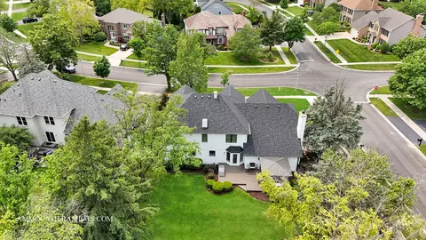 View/Area - 112 Danada Dr, Wheaton, IL 60189 photo 3 of 12