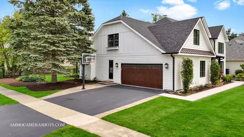 Exterior - 112 Danada Dr, Wheaton, IL 60189 photo 7 of 16