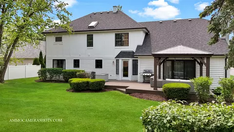 Exterior - 112 Danada Dr, Wheaton, IL 60189 photo 5 of 16