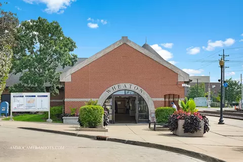 Exterior - 112 Danada Dr, Wheaton, IL 60189 photo 11 of 16