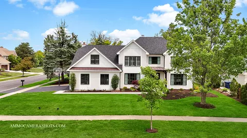 View/Area - 112 Danada Dr, Wheaton, IL 60189 photo 1 of 12