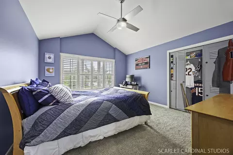 Bedroom - 112 Danada Dr, Wheaton, IL 60189 photo 4 of 4
