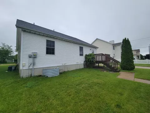 Exterior - 1117 Abercorn St, Normal, IL 61761 photo 3 of 5