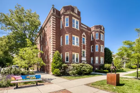 847 S Humphrey Ave #3, Oak Park, IL 60304