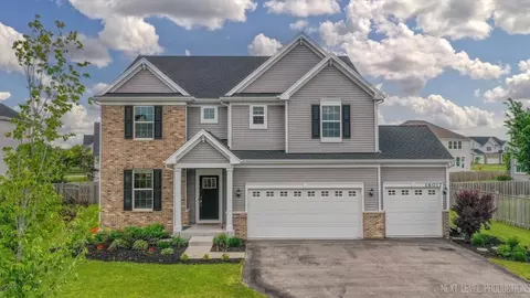 16017 S Crescent Ln, Plainfield, IL 60586