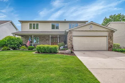 910 N Dovington Dr, Hoffman Estates, IL 60169