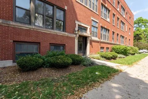 1226 E 54th St #1W, Chicago, IL 60615