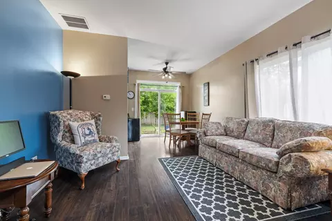 2722 Hoffman St, Plano, IL 60545 photo 9
