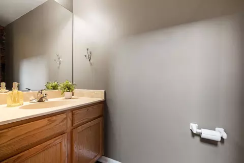 2722 Hoffman St, Plano, IL 60545 photo 10
