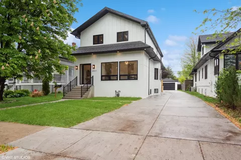 6947 N Overhill Ave, Chicago, IL 60631