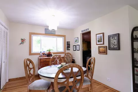 80 Flagstaff Ln, Hoffman Estates, IL 60169 photo 6