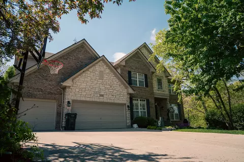 406 Elderberry Ln, Streamwood, IL 60107