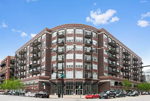 1000 W Adams St #313, Chicago, IL 60607