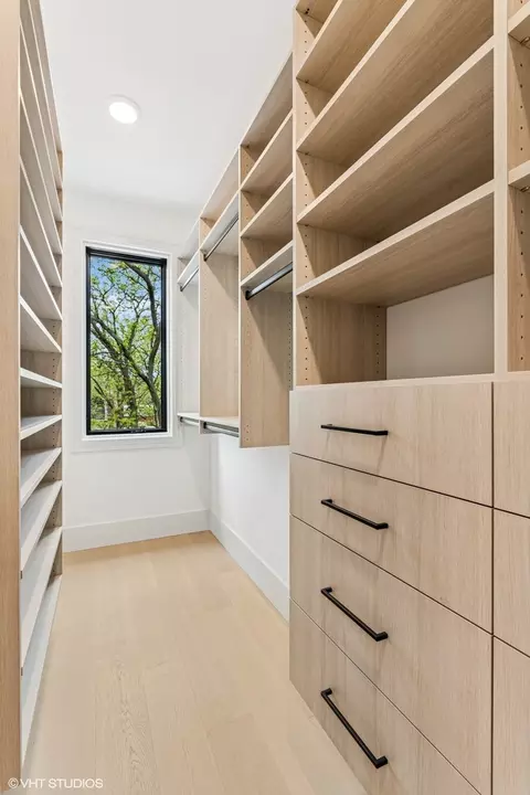 851 W Wolfram St #1, Chicago, IL 60657 photo 25