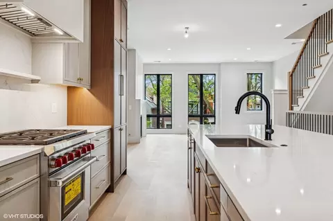 851 W Wolfram St #1, Chicago, IL 60657 photo 5