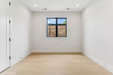 851 W Wolfram St #1, Chicago, IL 60657 photo 15