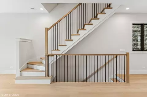 851 W Wolfram St #1, Chicago, IL 60657 photo 17