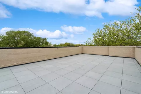 851 W Wolfram St #1, Chicago, IL 60657 photo 38