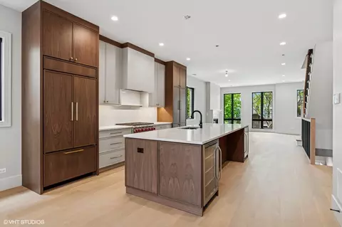 851 W Wolfram St #1, Chicago, IL 60657 photo 4