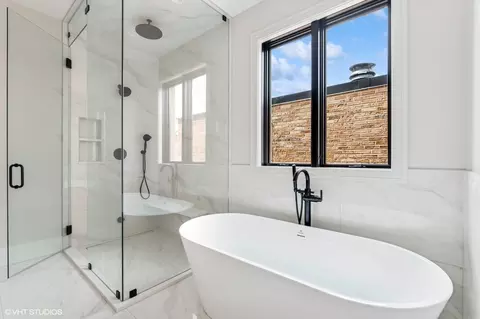 851 W Wolfram St #1, Chicago, IL 60657 photo 22