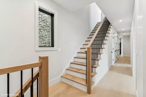 851 W Wolfram St #1, Chicago, IL 60657 photo 18