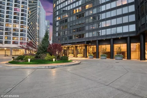 155 N Harbor Dr #1103, Chicago, IL 60601