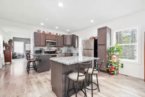Kitchen - 6010 Peart Rd, Morris, IL 60450 photo 1 of 5