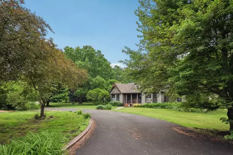 Exterior - 3560 N Chamlin Dr, Morris, IL 60450 photo 5 of 19