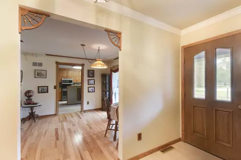 Entry Way - 3560 N Chamlin Dr, Morris, IL 60450 photo 1 of 3