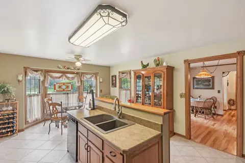 Kitchen - 3560 N Chamlin Dr, Morris, IL 60450 photo 2 of 6