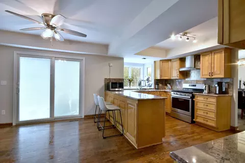Kitchen - 179 Old Forge Rd, Elgin, IL 60123 photo 2 of 3