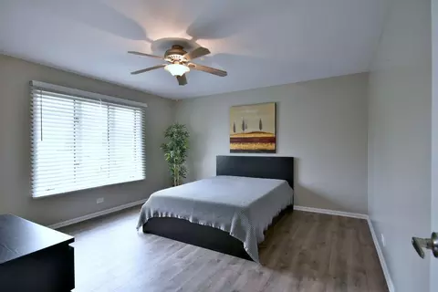 Bedroom - 179 Old Forge Rd, Elgin, IL 60123 photo 2 of 3