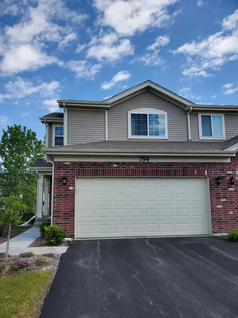 754 Westbury Dr, Cary, IL 60013