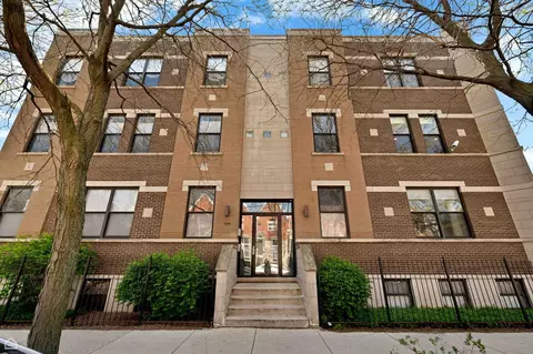 4606 S Lake Park Ave #201N, Chicago, IL 60653