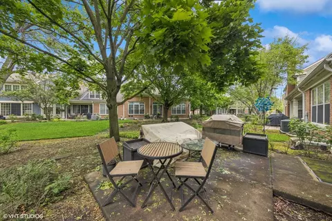 125 Yale Ct, Glenview, IL 60026 photo 27