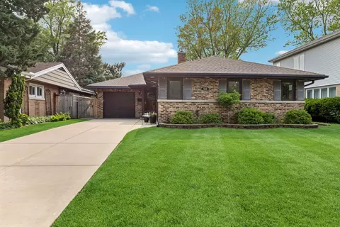 512 N Rose Ave, Park Ridge, IL 60068